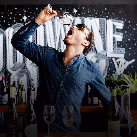 vinomofo-storefront/https___cdn.sanity.io_images_em6vbcvb_production_f66290b6d1ff4200cee100819b212615bcad7668-1080x1080_cg5xjs